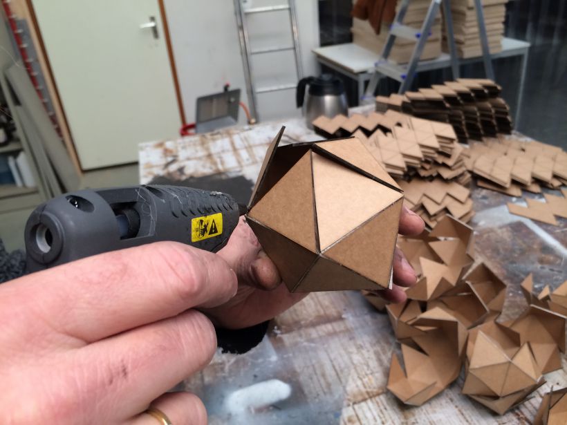 Production 1500 handmade icosahedrons
