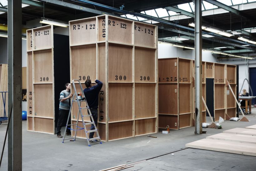Installation "the Relativity of Matter"